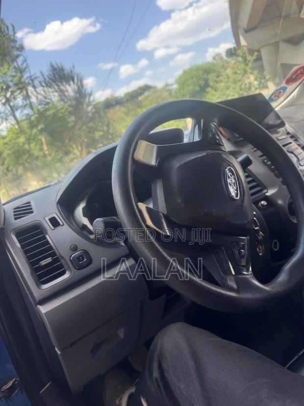 Ford Ranger Wildtrak 2013 Blue