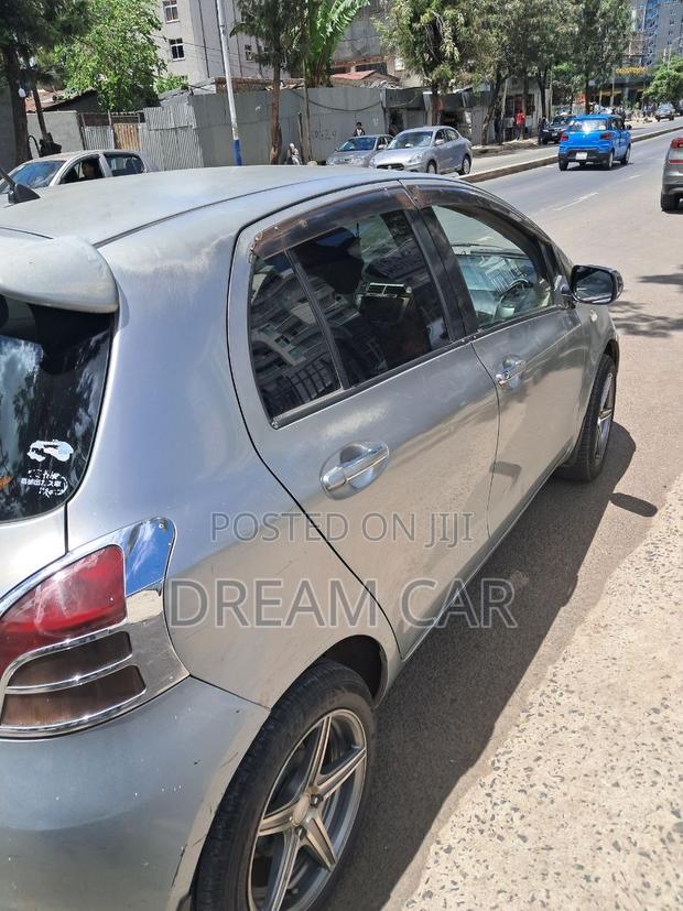 Toyota Yaris 2006 Silver