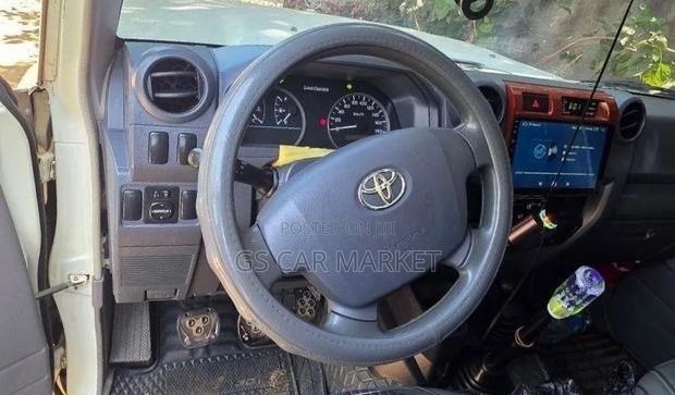 Toyota Land Cruiser 2020 White