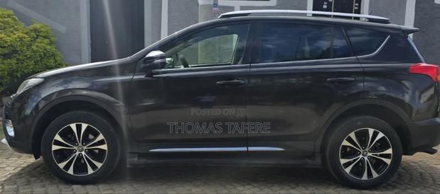 Toyota RAV4 2015
