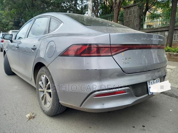 BYD Qin Plus DM-i 2025 Gray
