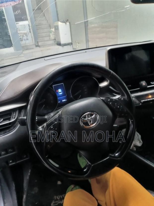 Toyota C-HR 2017 Black