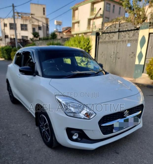 Suzuki Swift Sport 2022 White