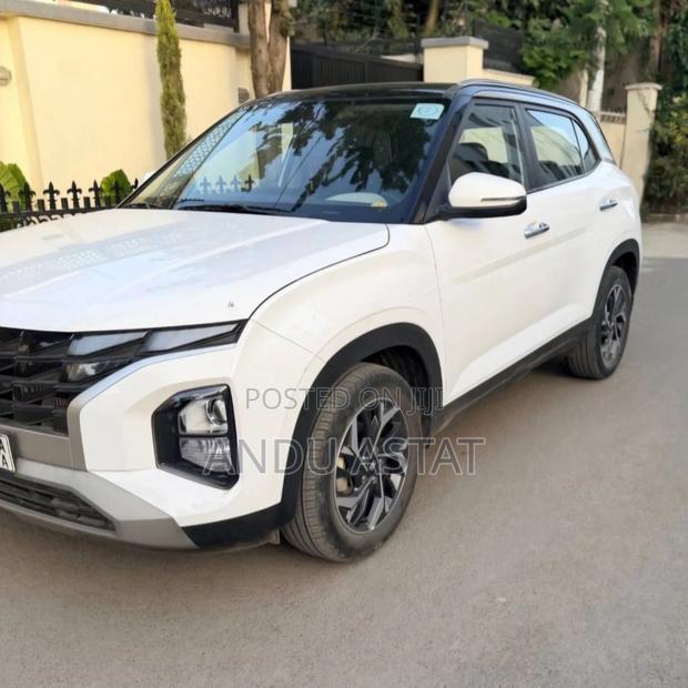 Hyundai Creta 2022 Off white