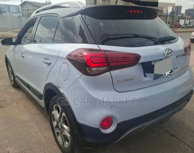 Hyundai i20 2019 Ivory