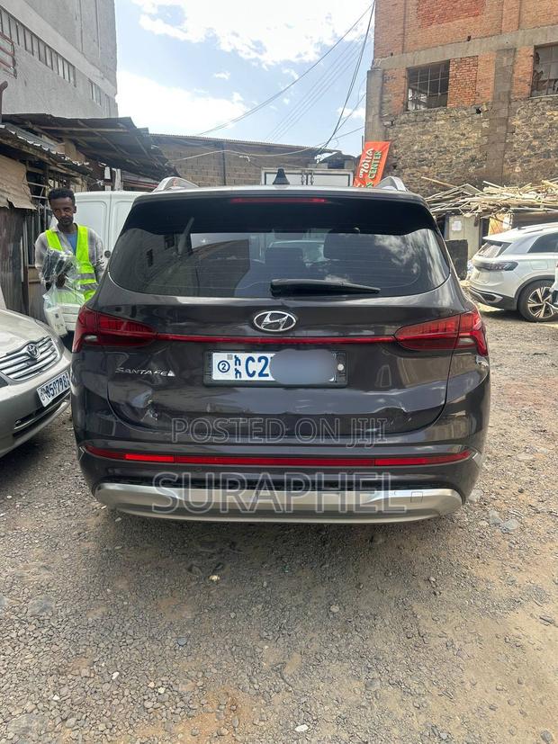 Hyundai Santa Fe SEL 2021 Gray