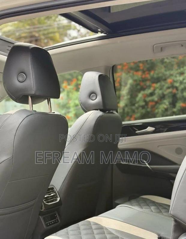 Volkswagen ID.6 2023 White