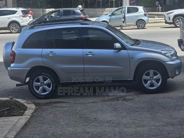 Toyota RAV4 2005 Silver