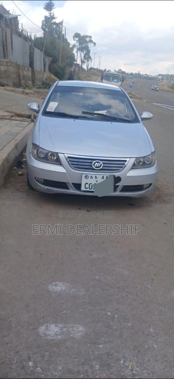 Lifan 520 2012 Gray