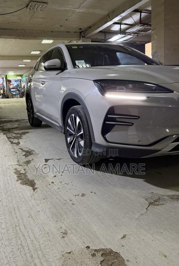 BYD Song Plus 2025 White