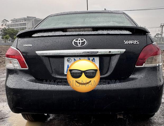 Toyota Yaris 2008 Black