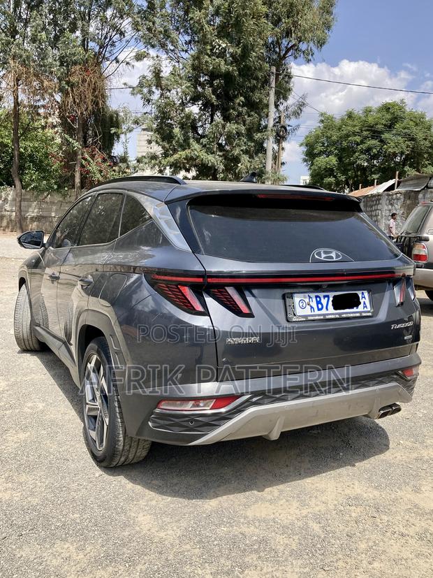 Hyundai Tucson Limited 2021 Gray