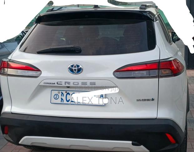 Toyota Corolla Cross 2022 White