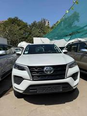 Toyota Fortuner 2023 White for sale
