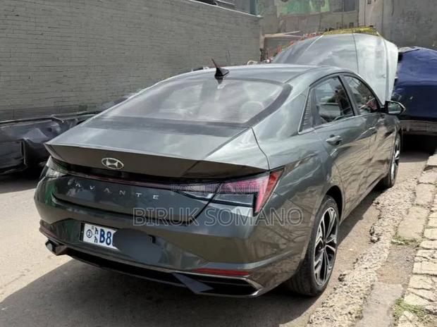 Hyundai Avante 2021