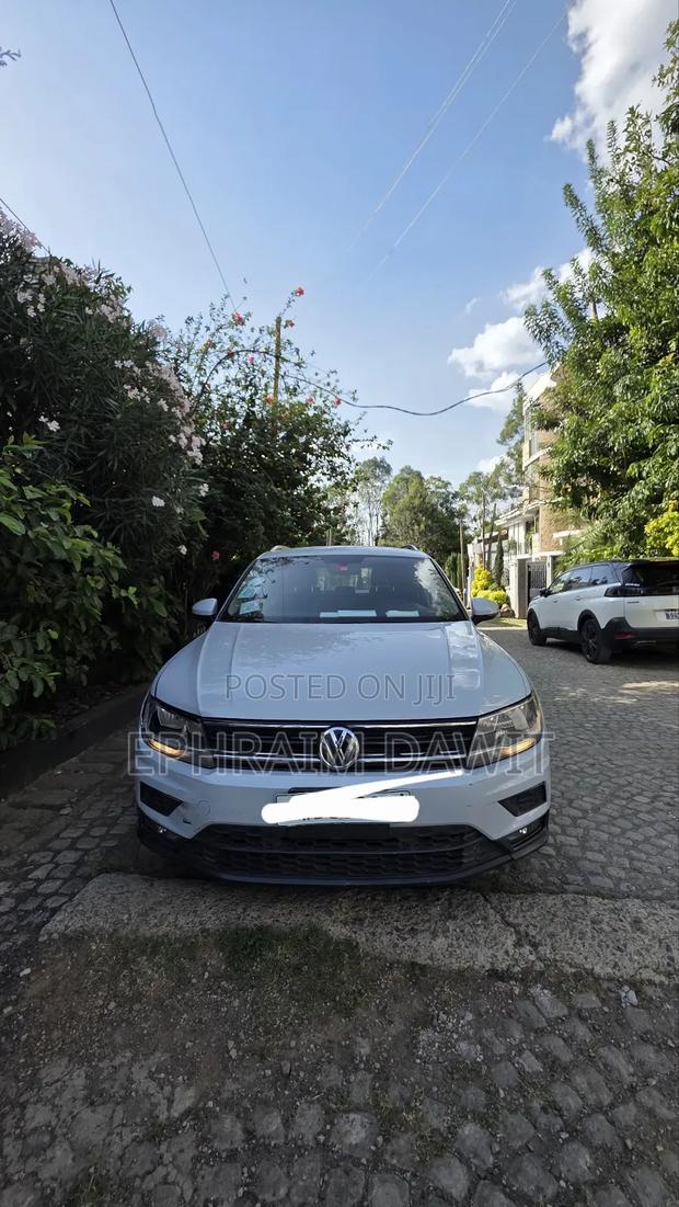 Volkswagen Tiguan 2.0T S FWD 2018 Off white