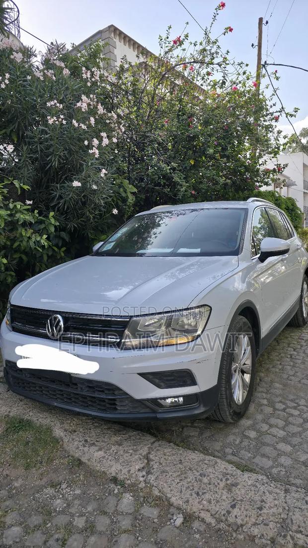 Volkswagen Tiguan 2.0T S FWD 2018 Off white