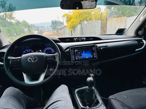 Toyota Hilux 2017