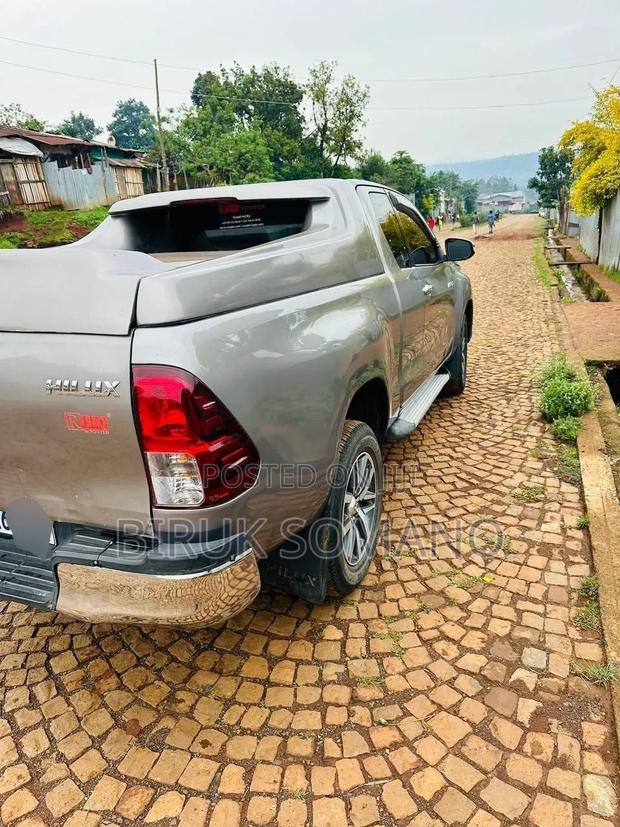 Toyota Hilux 2017