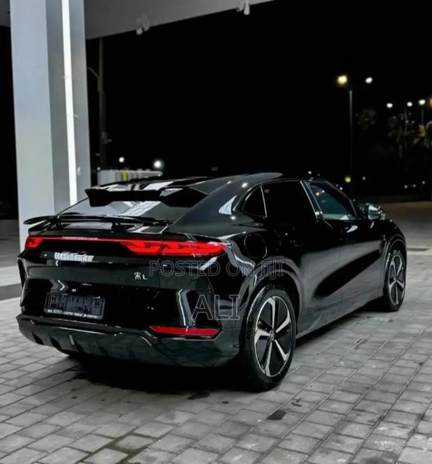 New BYD Song L DM-i 2025 Matt Black