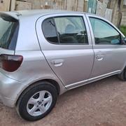 Toyota Vitz 2001 Pearl for sale