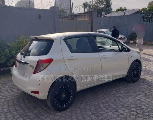 Toyota Yaris 2014 White
