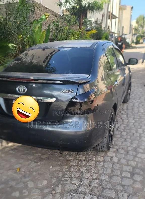 Toyota Yaris 2010