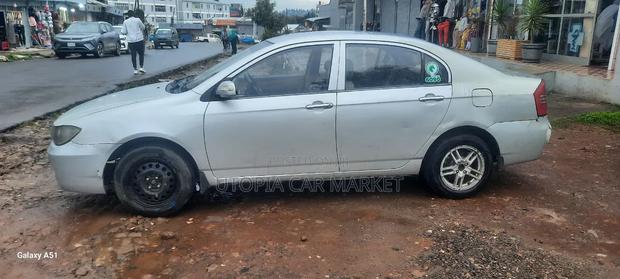Lifan Abay 2013