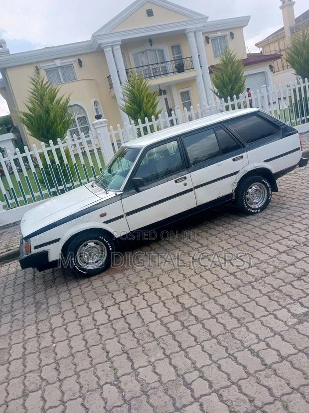 Toyota Corolla 1986 White