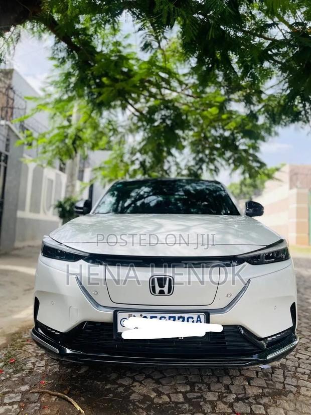 Honda e:NS1 2023 White