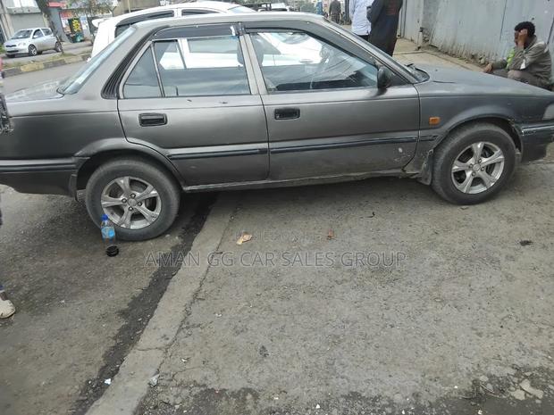 Toyota Corolla 1992 Gray
