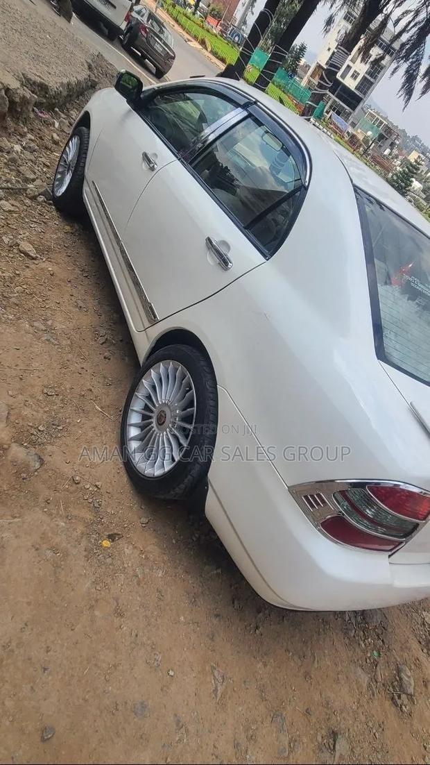 Toyota Corolla 2003 White