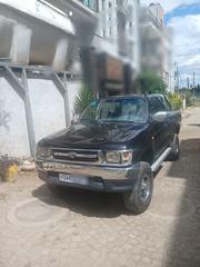 Toyota Hilux 2001 Blue for sale