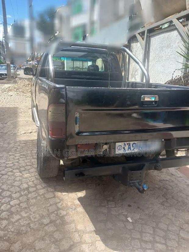 Toyota Hilux 2001 Blue