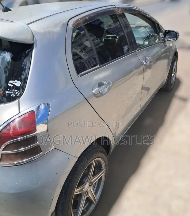 Toyota Yaris 2006 Silver