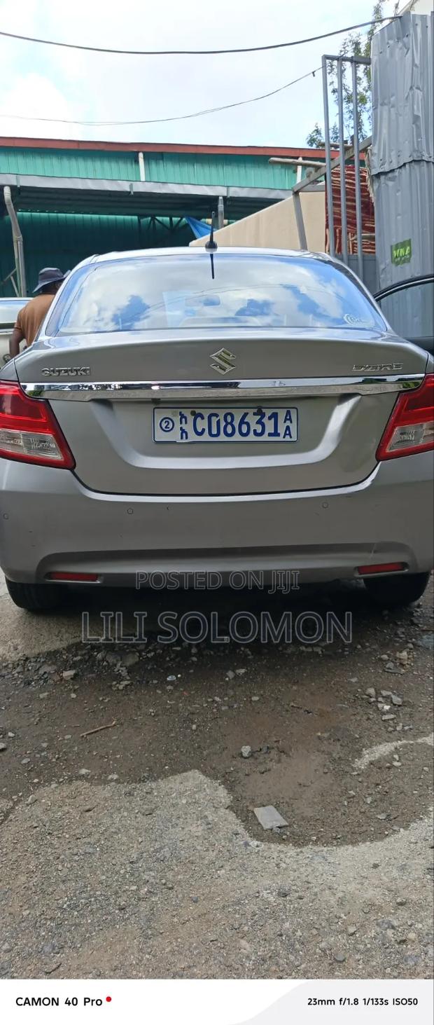 Suzuki Dzire 2022 Silver