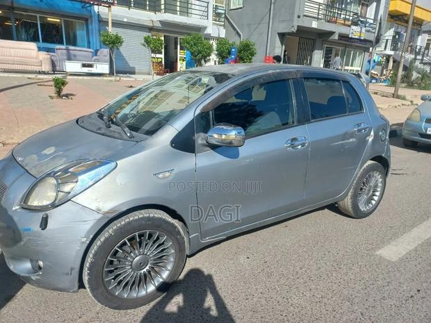 Toyota Yaris 2006 Silver