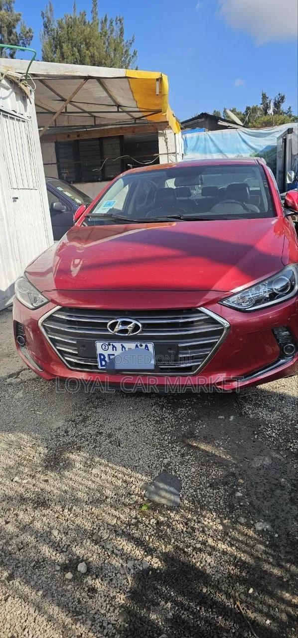 Hyundai Avante 2016 Red