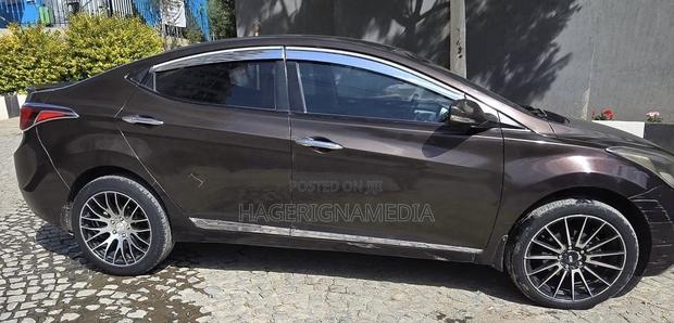 Hyundai Elantra 2014 Black