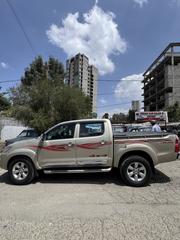 Toyota Hilux 2015 Brown for sale