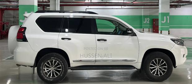 Toyota Land Cruiser 2018 White