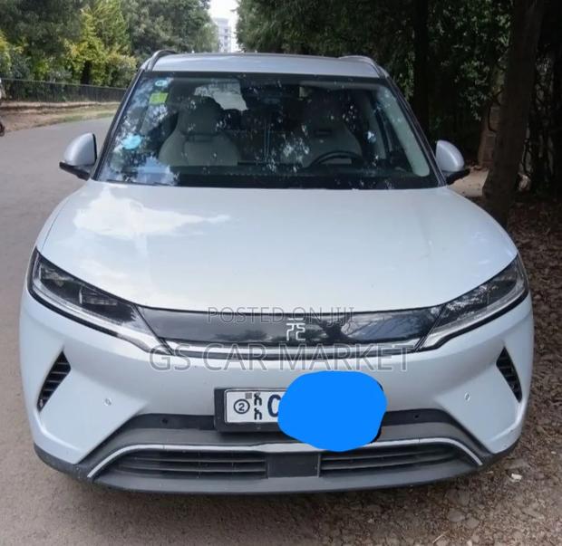 BYD Yuan Up 2025 Ivory