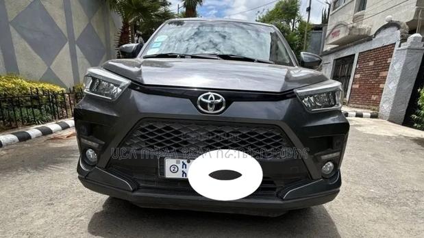 Toyota Raize 2022 Maroon