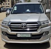 Toyota Land Cruiser 2019 White for sale