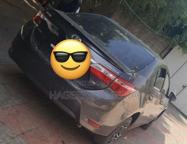 Toyota Corolla 2014 Gray