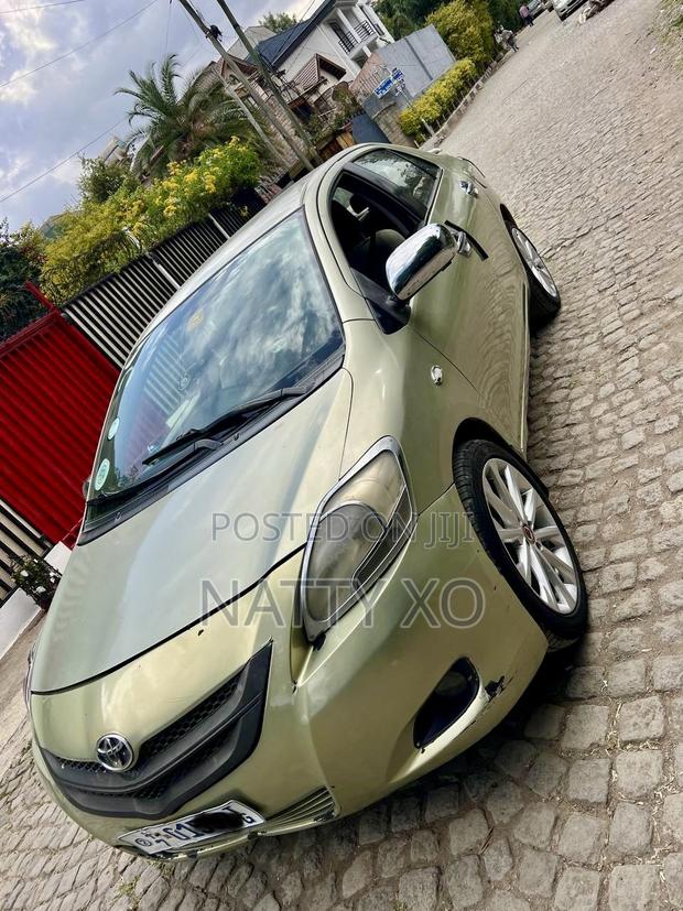 Toyota Yaris 1.3 VVT-i Automatic 2008 Gold