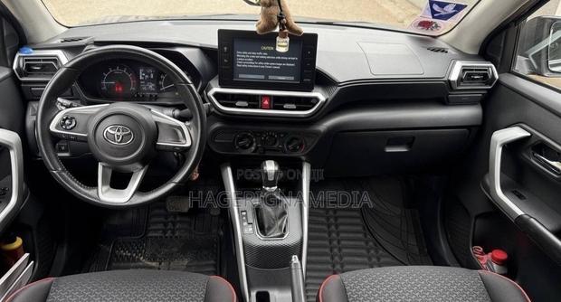 Toyota Raize 2021 Black