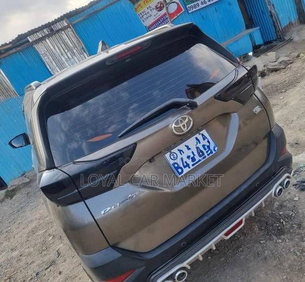 Toyota Rush 2019 Gray