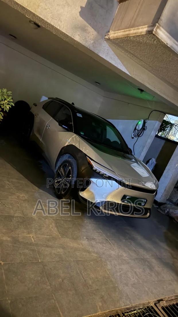 New Toyota bZ4X 2023 Silver