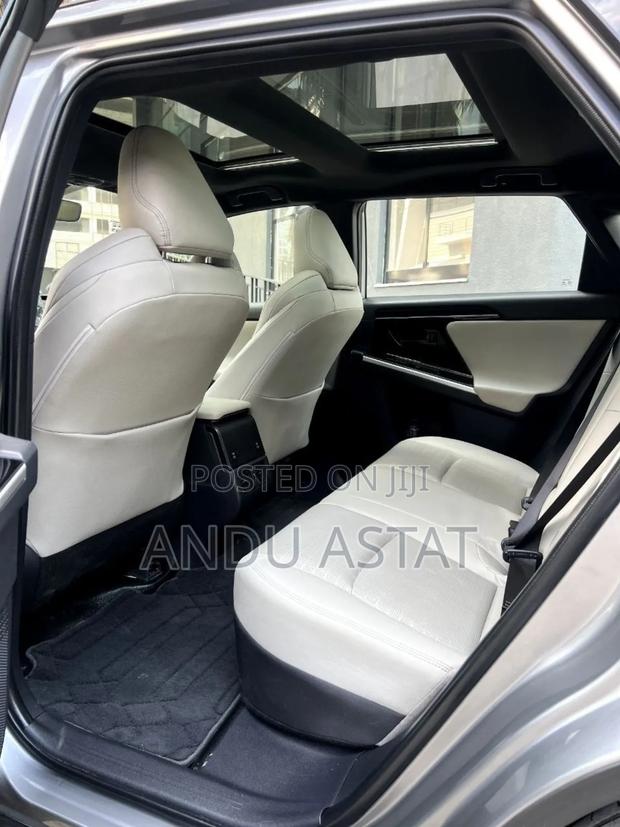 Toyota bZ4X 2024 Gray